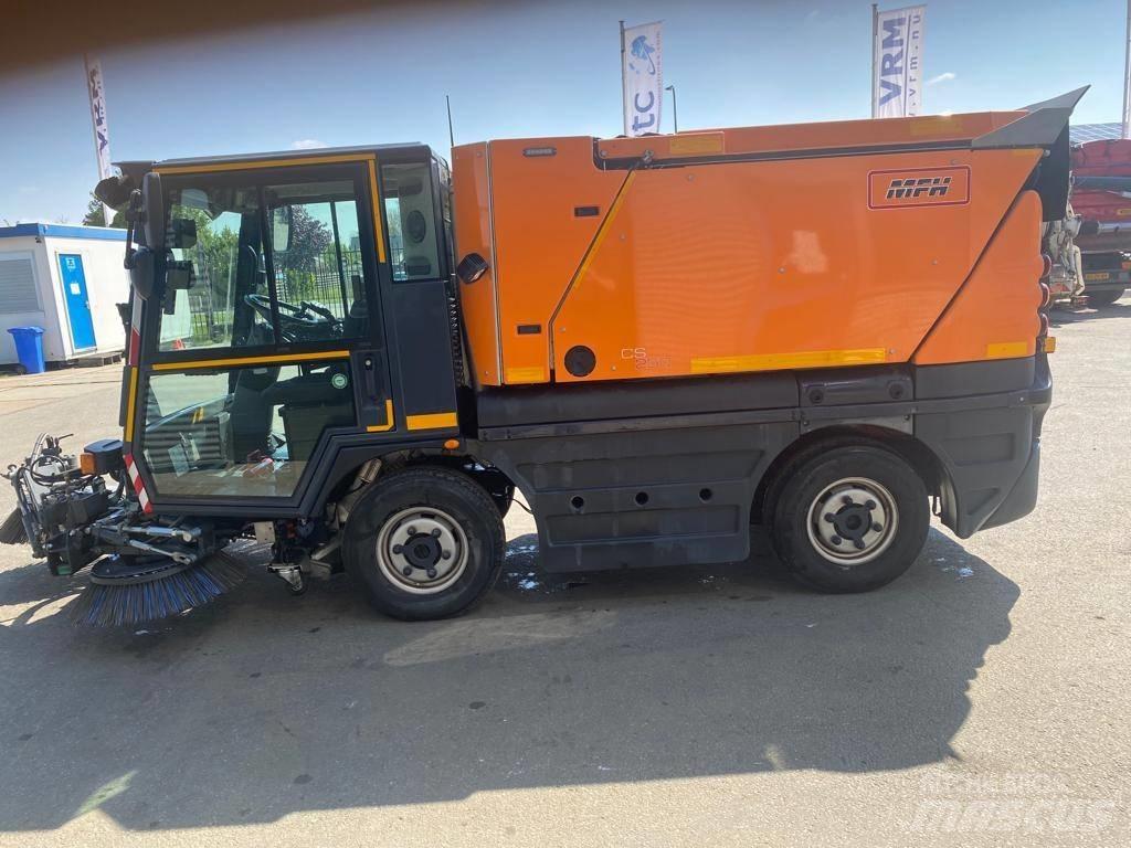 Schmidt Swingo 200 Veegmachines