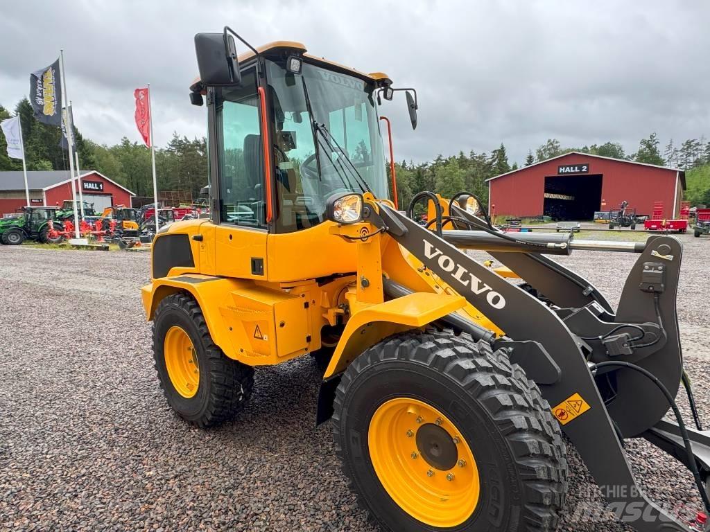 Volvo L 30 HS Wielladers