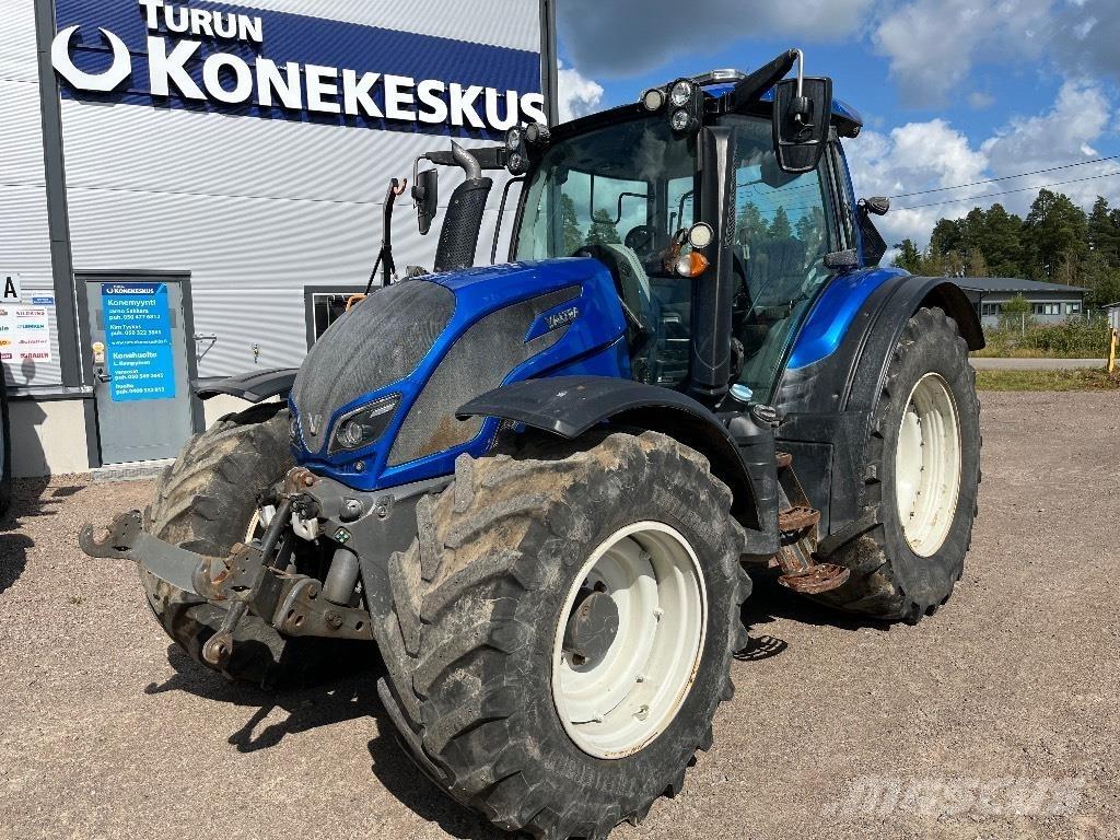 Valtra N174 Tractoren