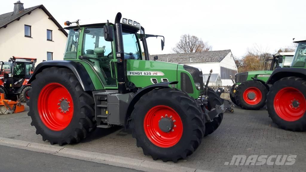 Fendt 820 Vario TMS Tractoren