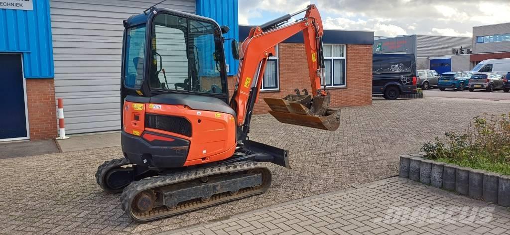 Kubota U 27-4 Minigraafmachines < 7t