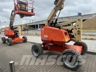 JLG 340 AJ Knikarmhoogwerkers