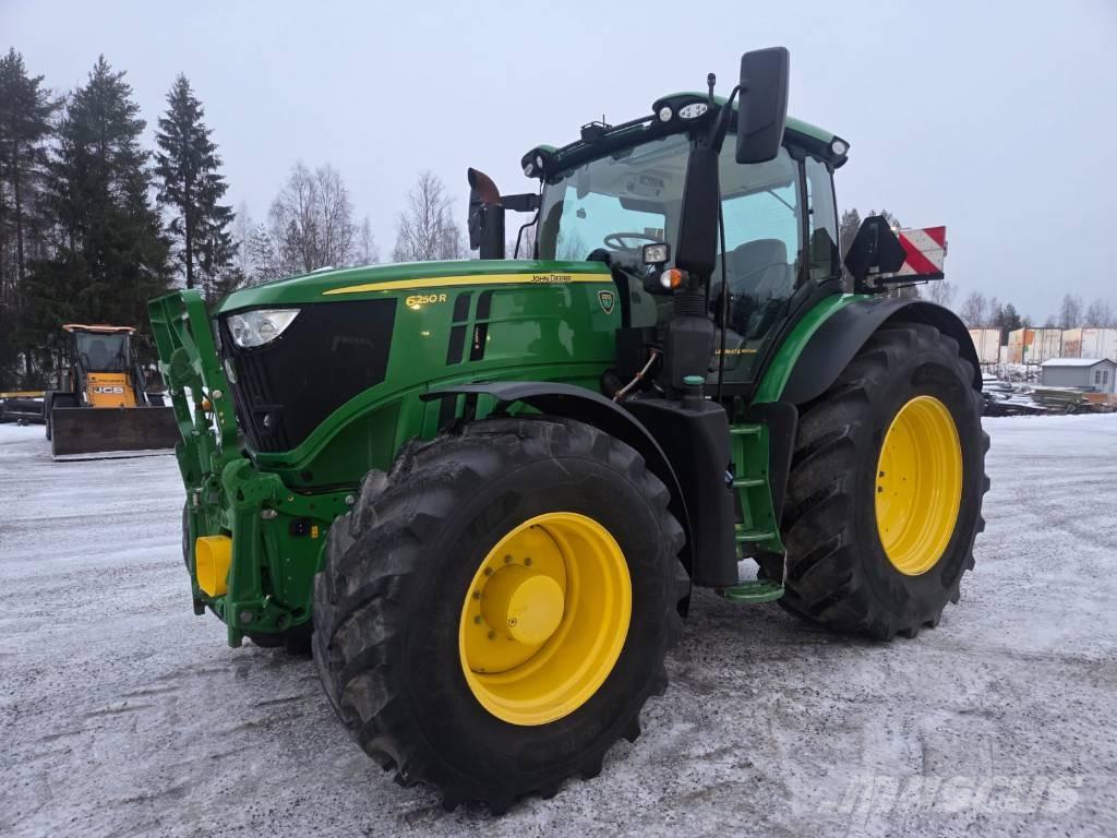 John Deere 6250 R Tractoren