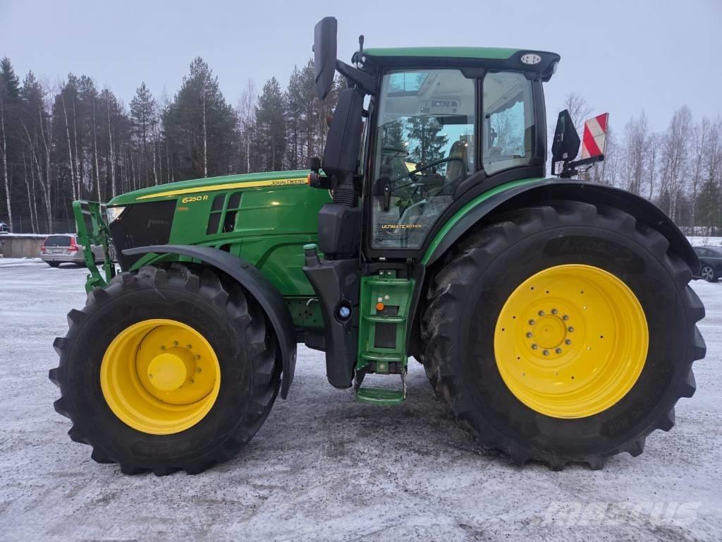 John Deere 6250 R Tractoren