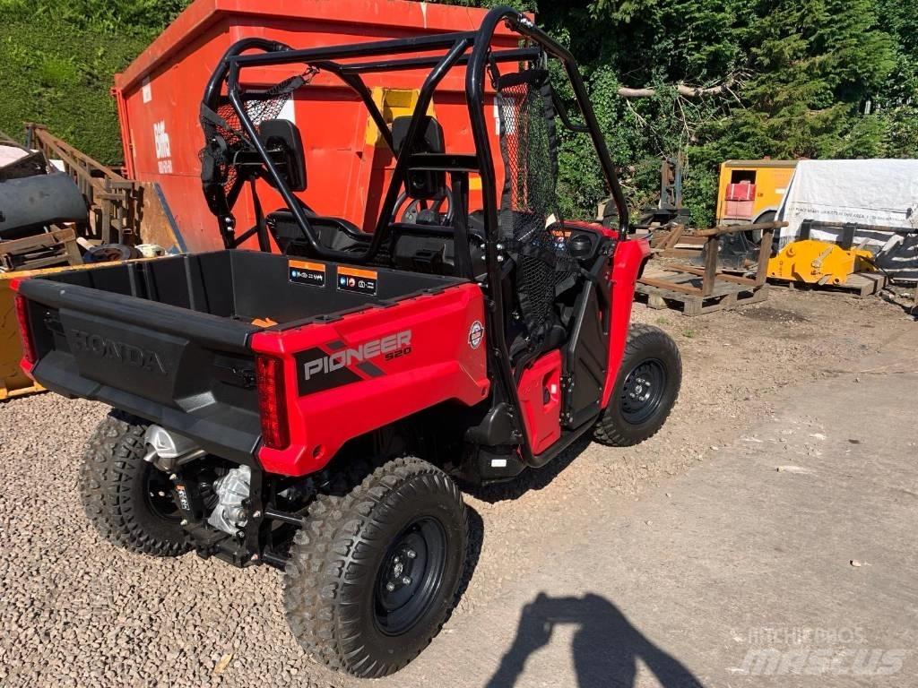 Honda Pioneer 520 Utiliteitsmachines