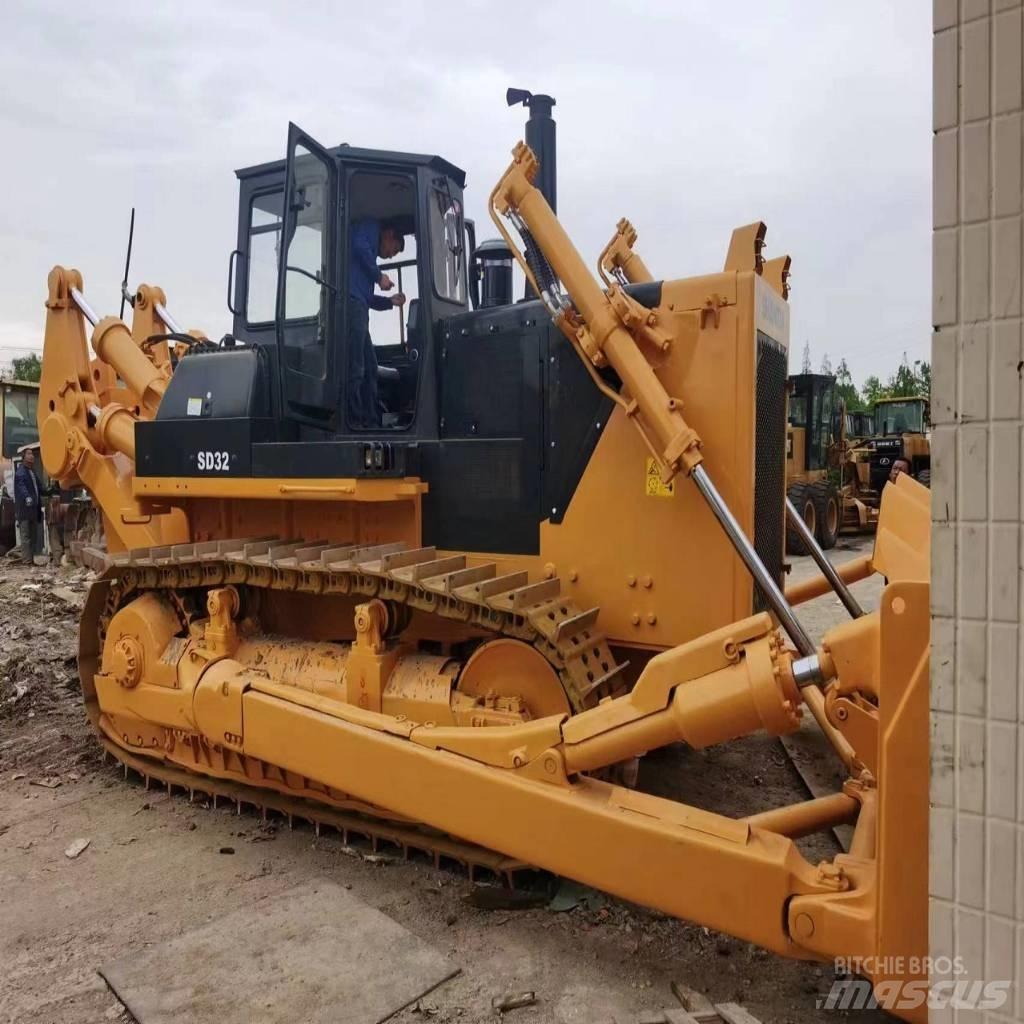 Shantui SD 32 Rupsdozers