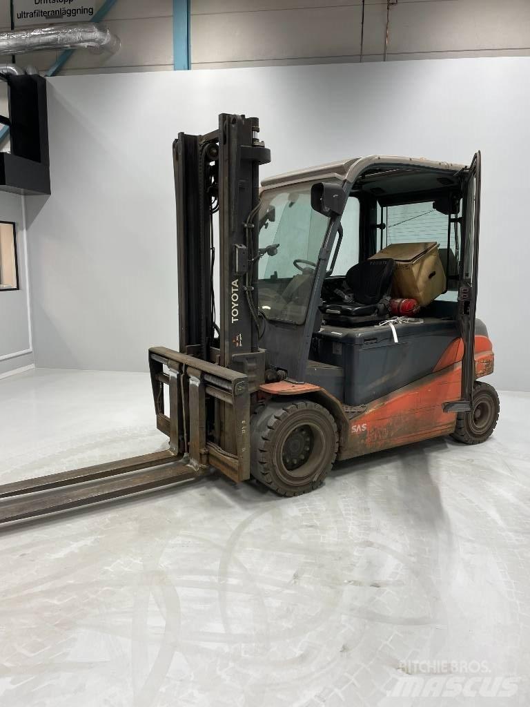 Toyota 8FBMT50 Elektrische heftrucks
