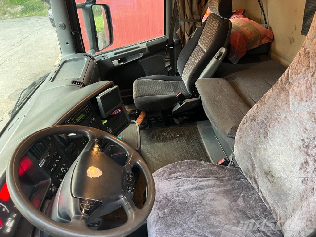 Scania R 500 Vrachtwagen met containersysteem