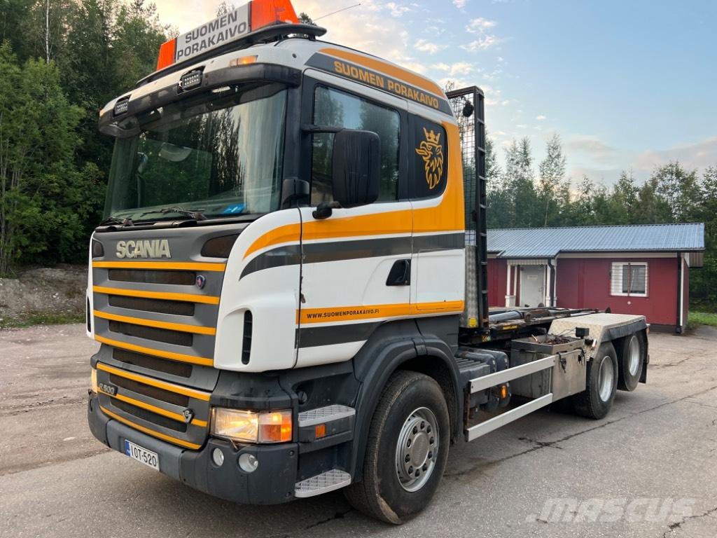 Scania R 500 Vrachtwagen met containersysteem