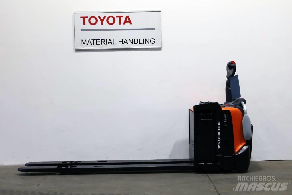 Toyota LPE 250 Meerij pallettruck met platform