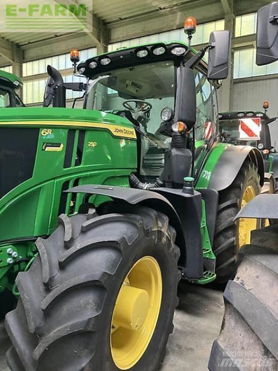 John Deere 6r 250 Tractoren