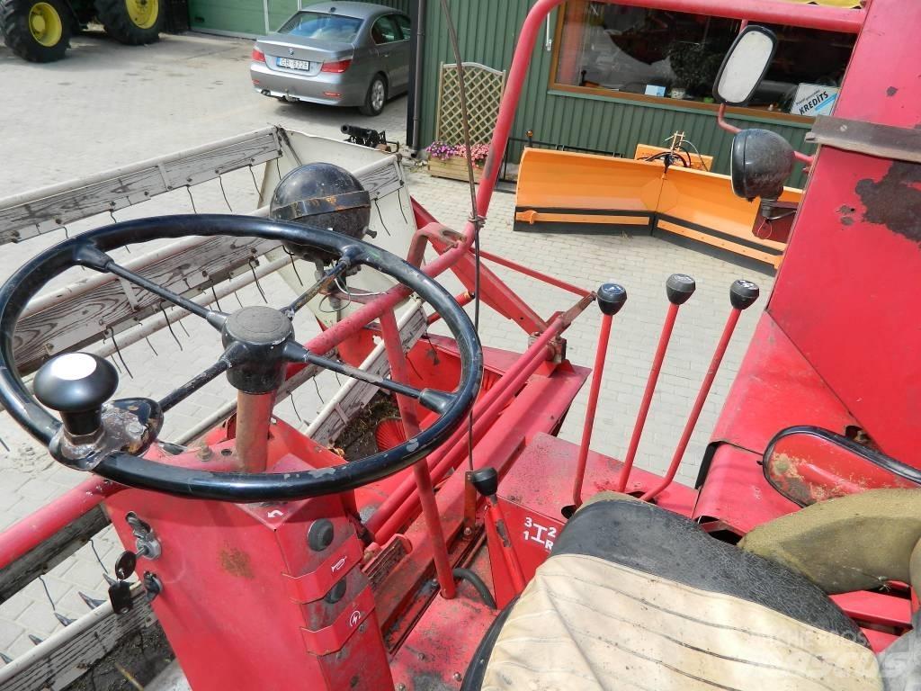 Sampo-Rosenlew 35 Maaidorsmachines