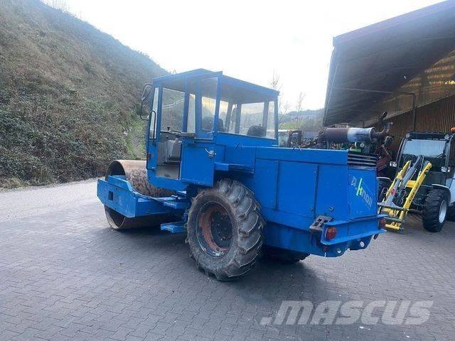 Hamm 2301-9 Trilrolwalsen