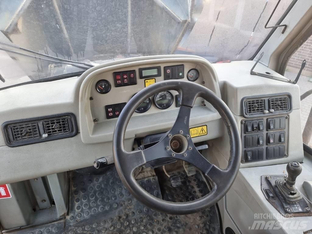 Moxy MT 31 Knik dumptrucks