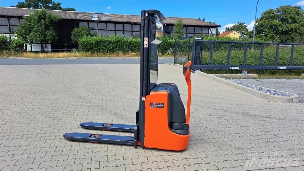Linde L14C Stapelaar meeloop