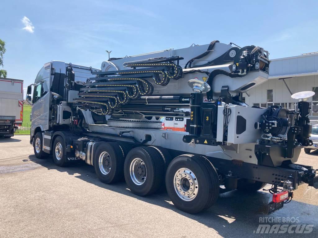 Volvo FH16-650 Vlakke laadvloer met kraan