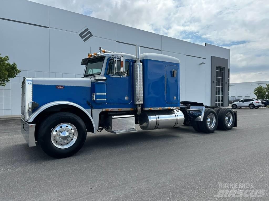 Peterbilt 379 Trekkers