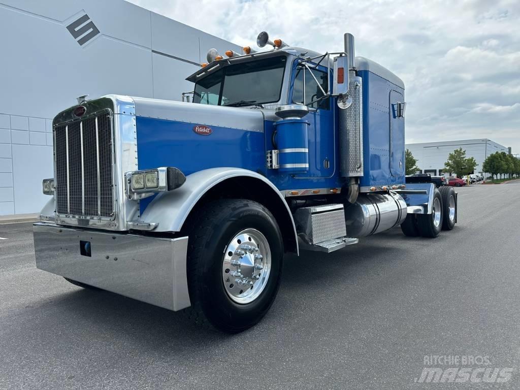 Peterbilt 379 Trekkers