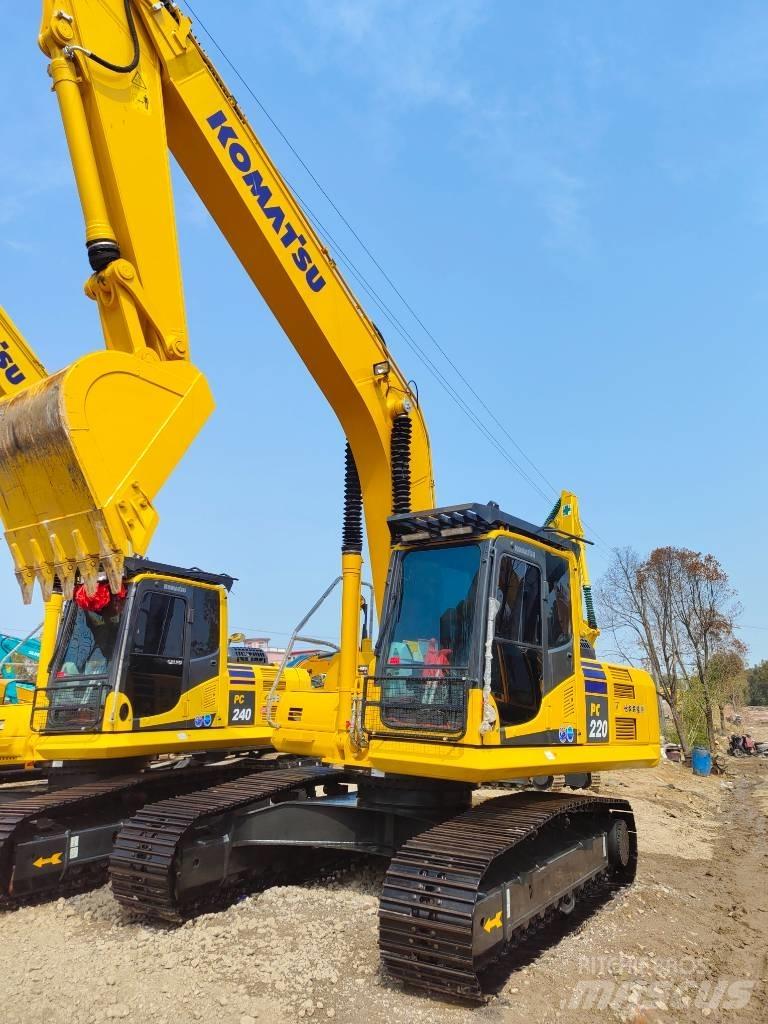 Komatsu PC 220 Rupsgraafmachines