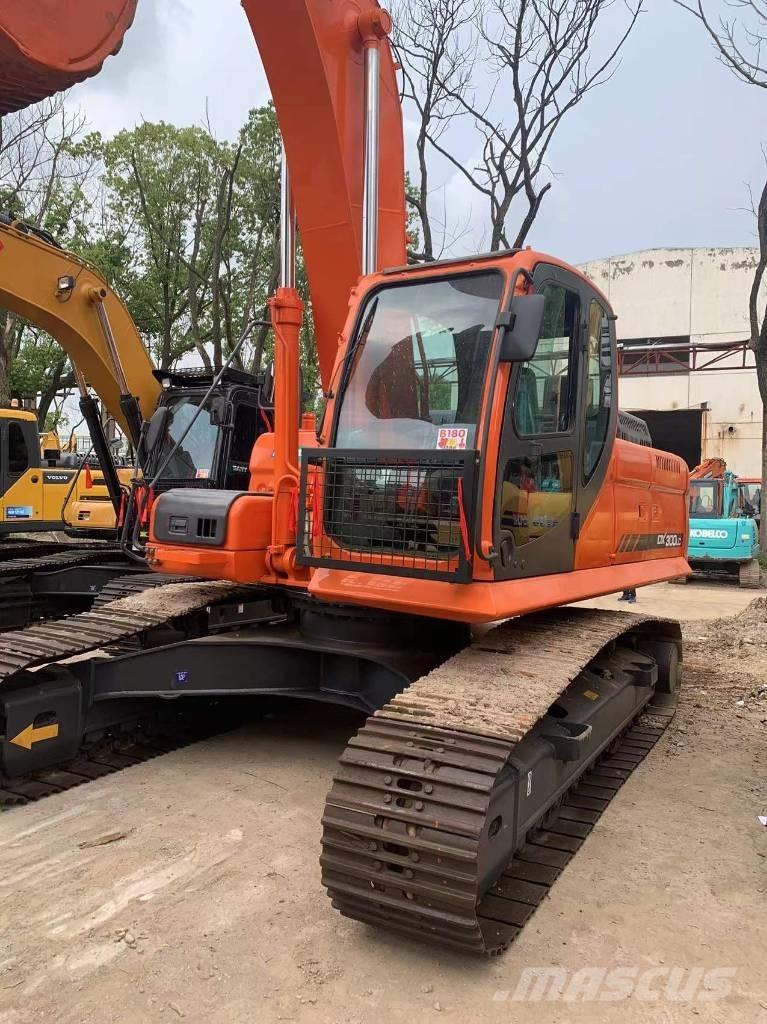 Doosan DX 30 0 Rupsgraafmachines