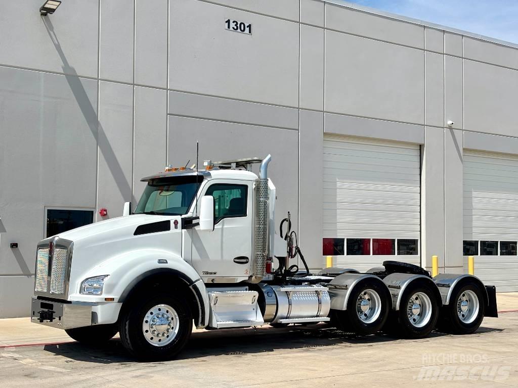 Kenworth T 880 Trekkers