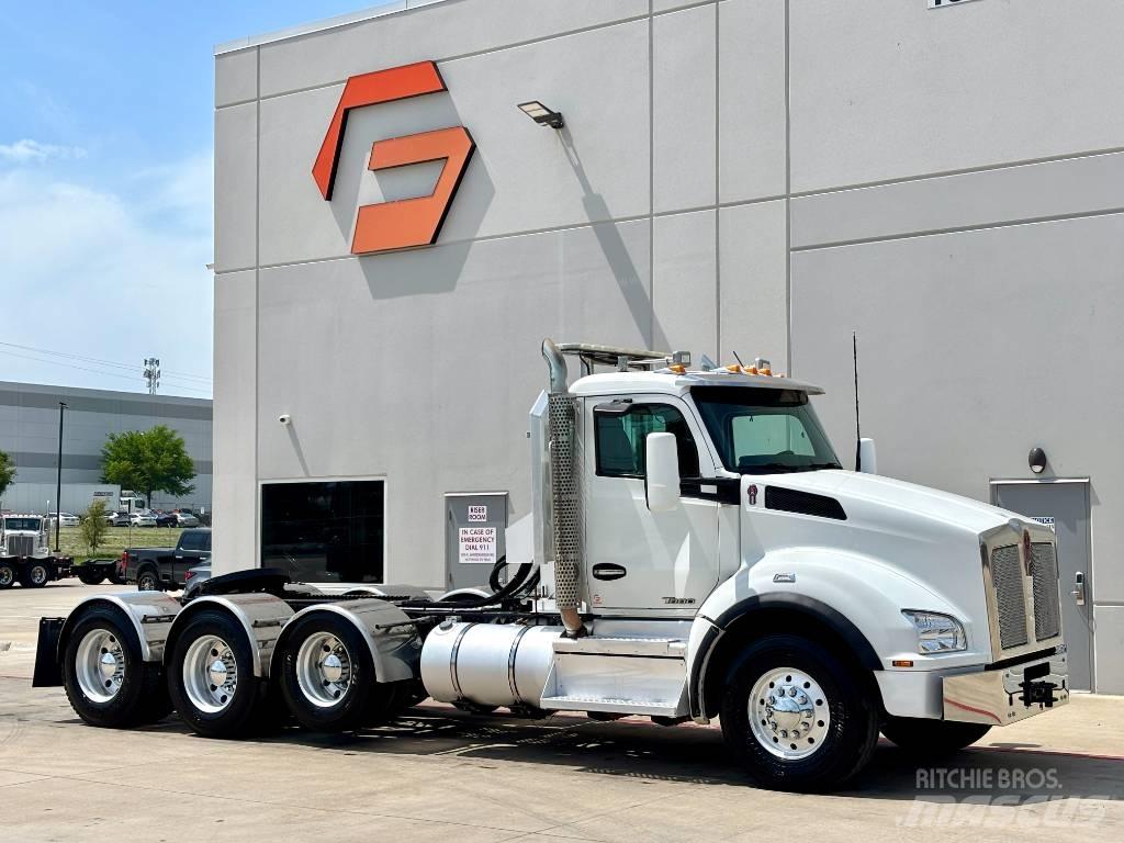 Kenworth T 880 Trekkers