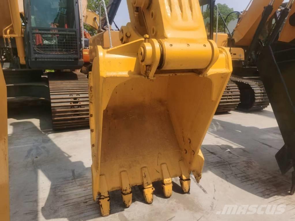 Komatsu PC 200-8 Rupsgraafmachines