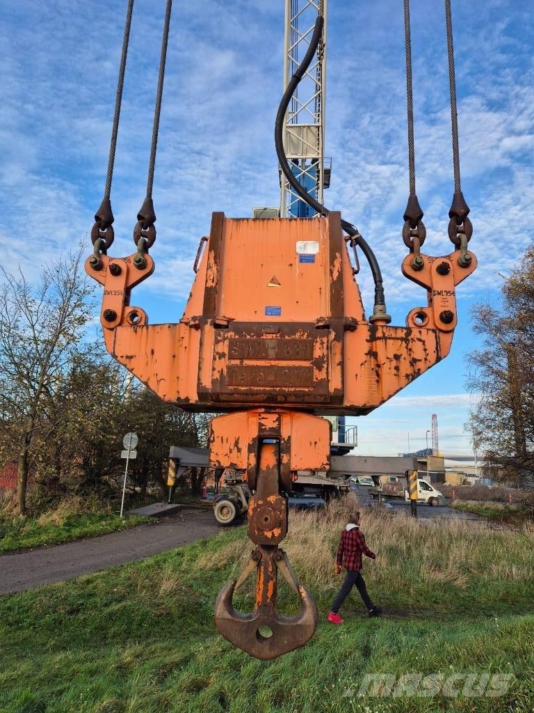 Liebherr LHM 250 Havenkranen