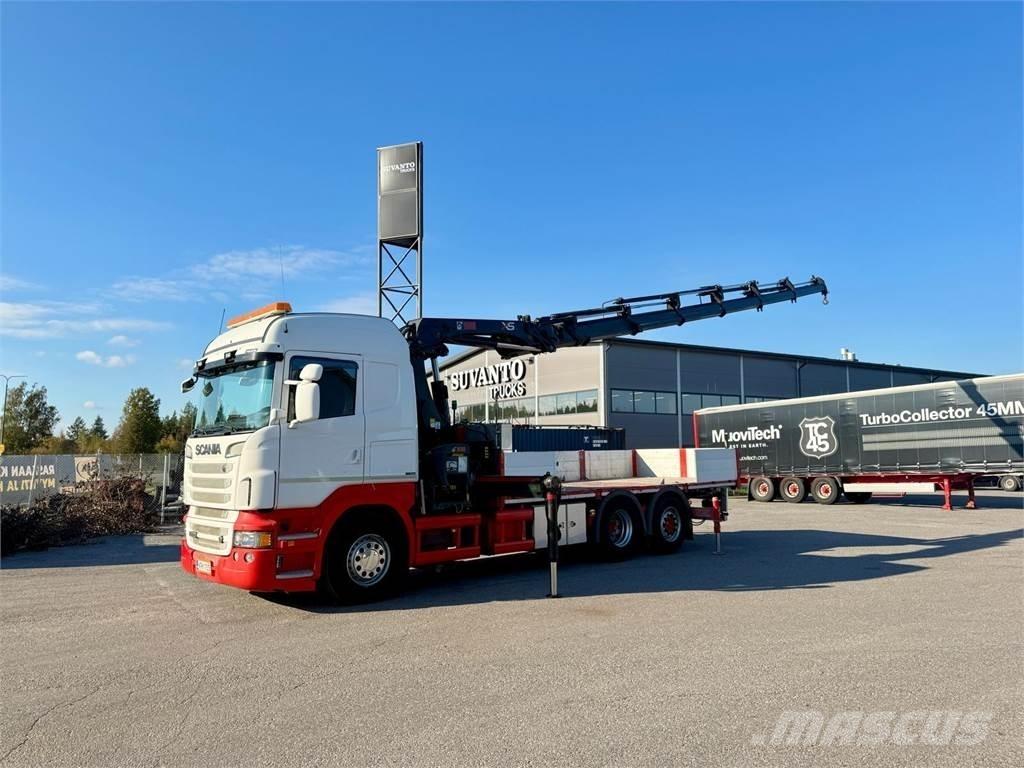 Scania R 500 Vlakke laadvloer met kraan
