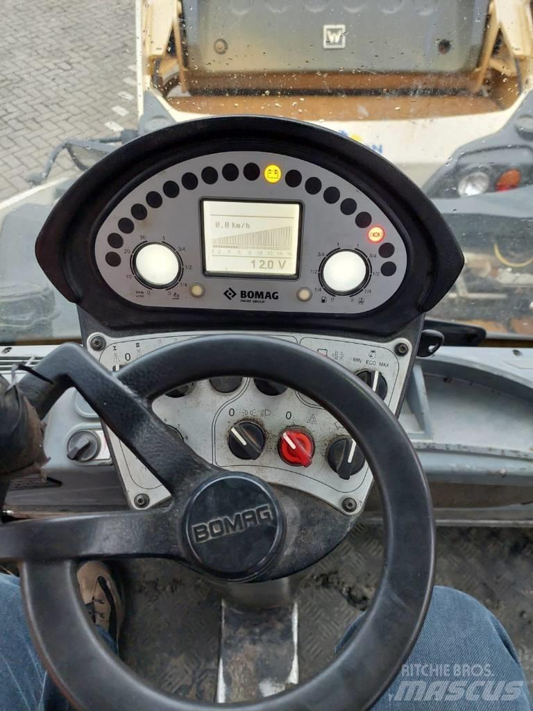Bomag BW 161 AD-5 Duowalsen