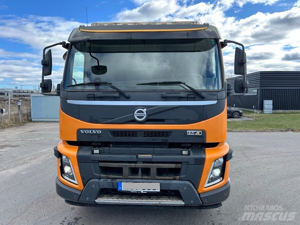Volvo FMX 460 Vrachtwagen met containersysteem