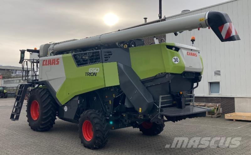 CLAAS TRION 650 Maaidorsmachines