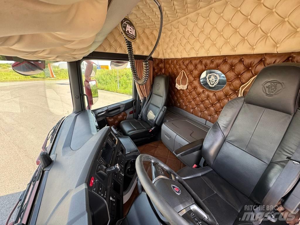 Scania R 500 CB Vlakke laadvloer met kraan