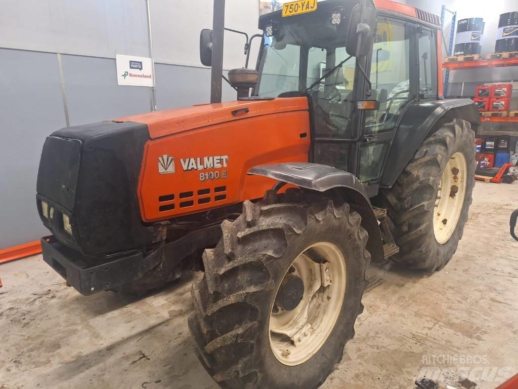 Valtra Valmet 8100E Tractoren