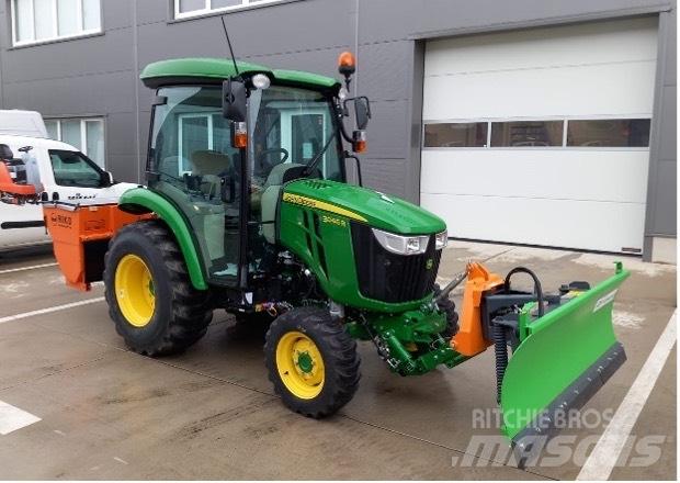John Deere 3046 R Compacttrekkers