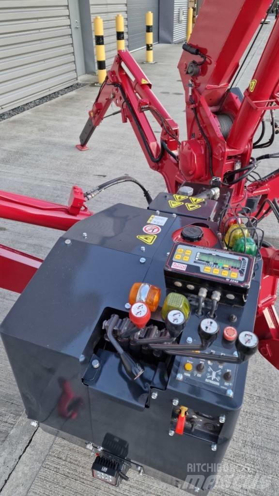 Unic URW 295 Mini hijskraan