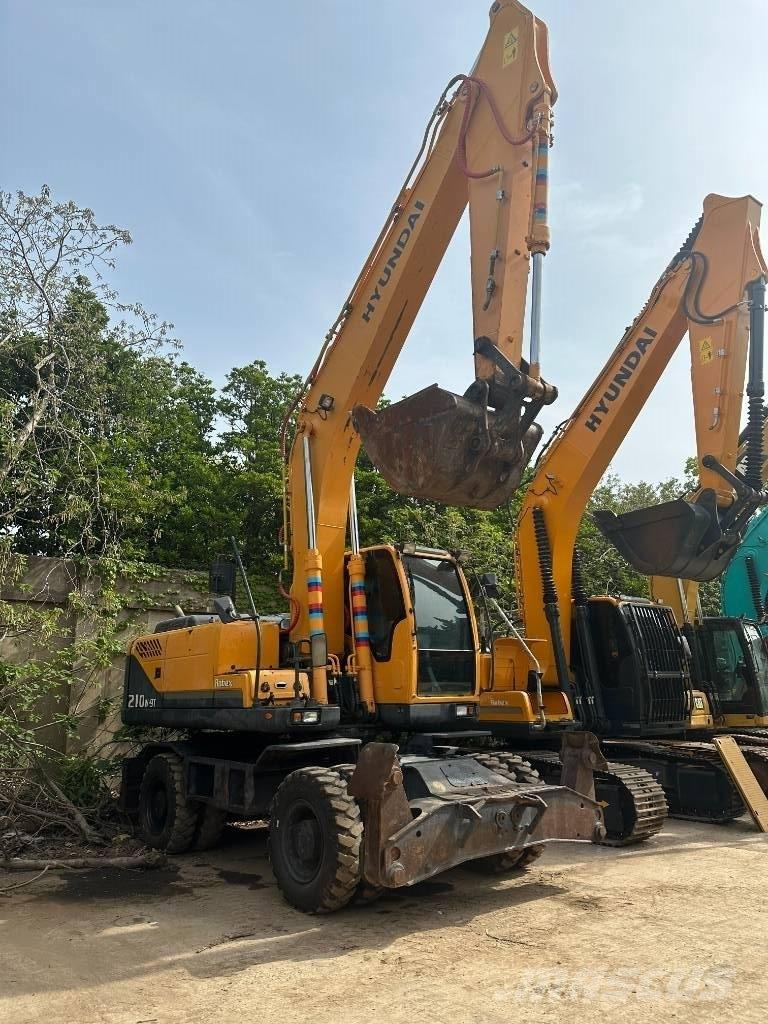 Hyundai R210W-9 Wielgraafmachines