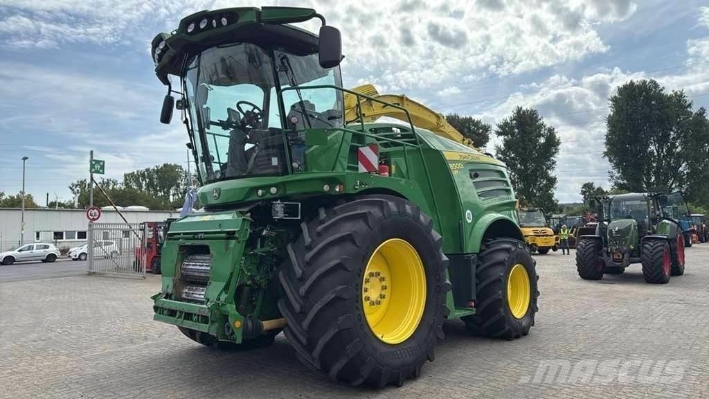 John Deere 8500 0 Harvesters