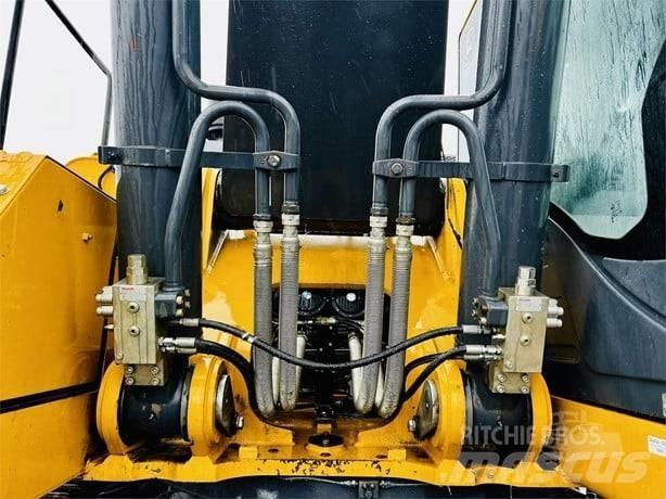 DEERE 470G LC Rupsgraafmachines