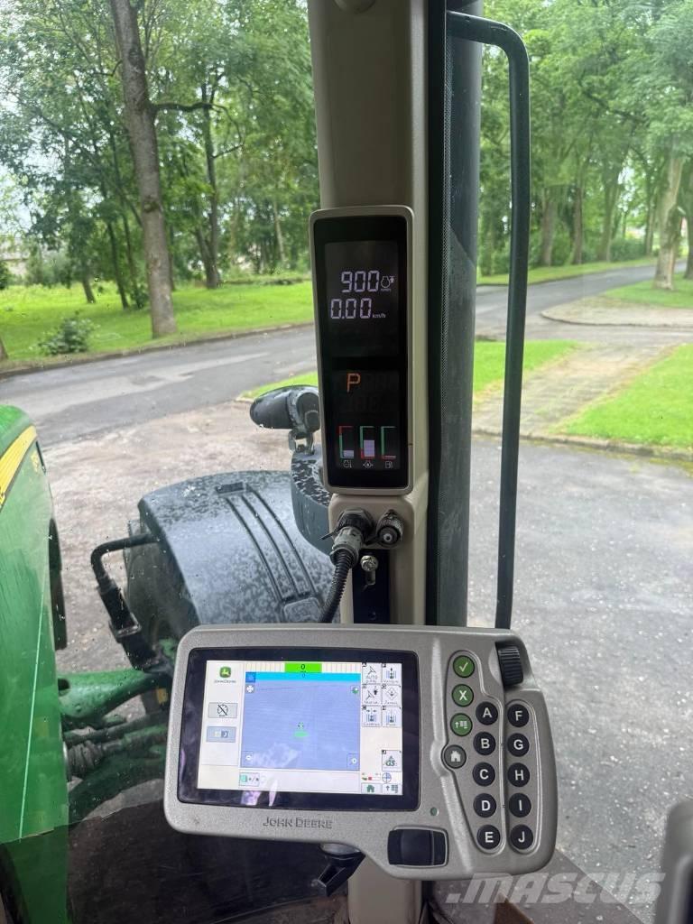John Deere 8345 R Tractoren
