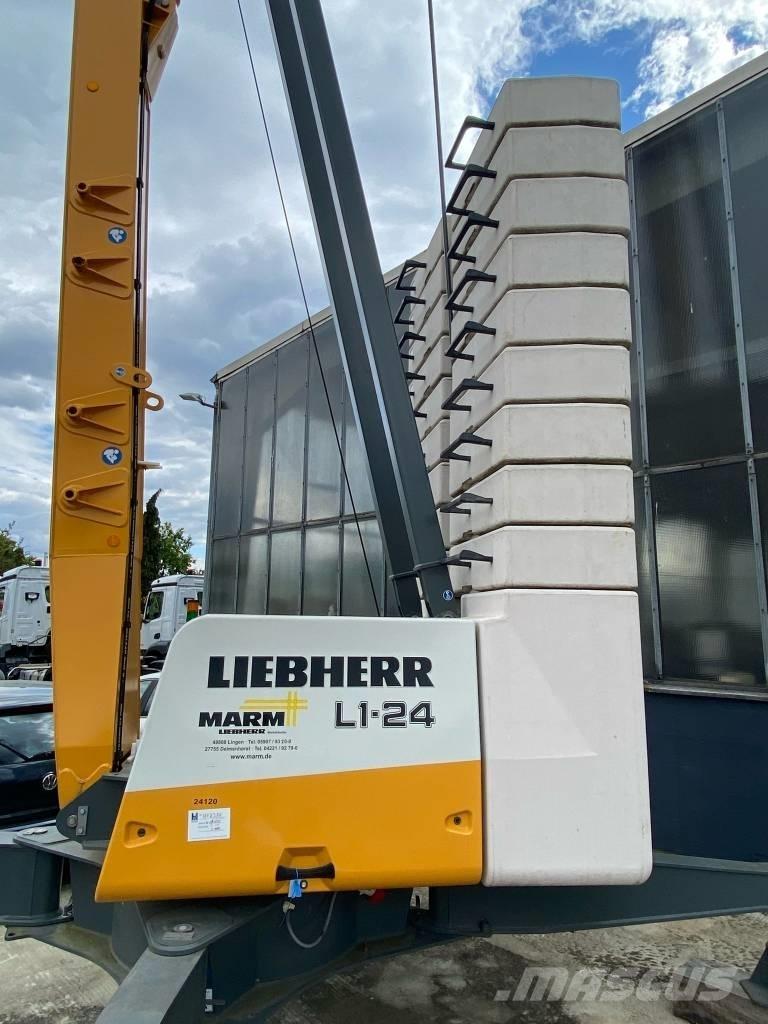 Liebherr L1-24 Torenkranen