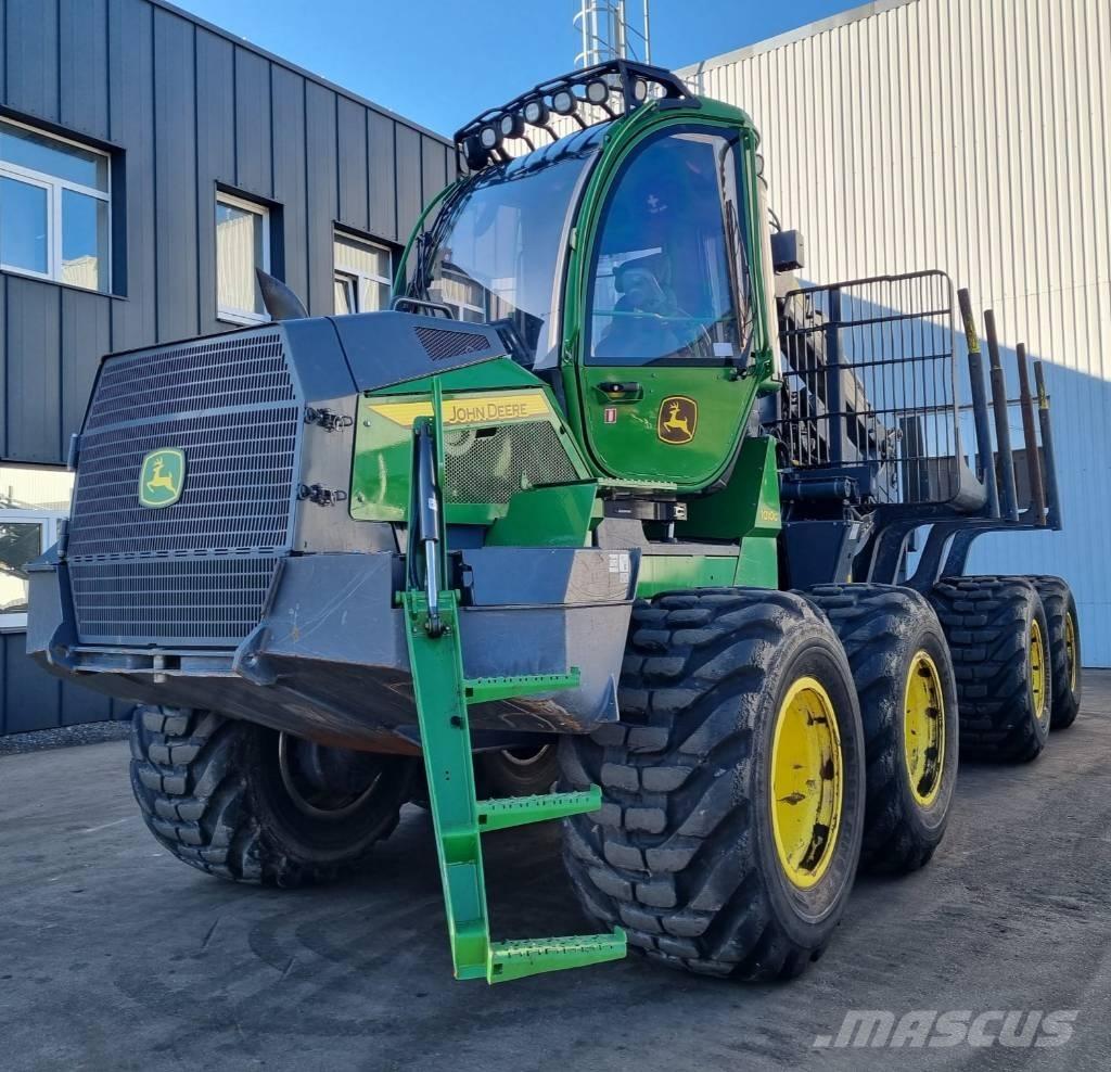 John Deere 1010 G Forwarders