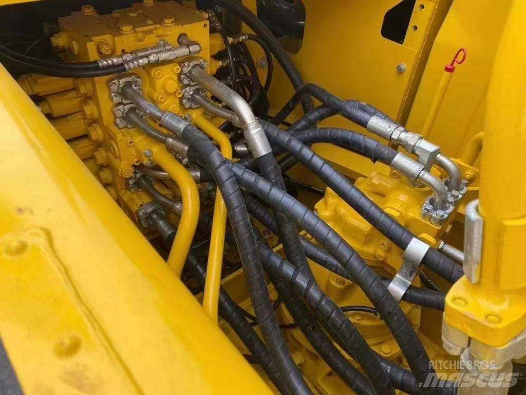 Komatsu 200-8 Rupsgraafmachines