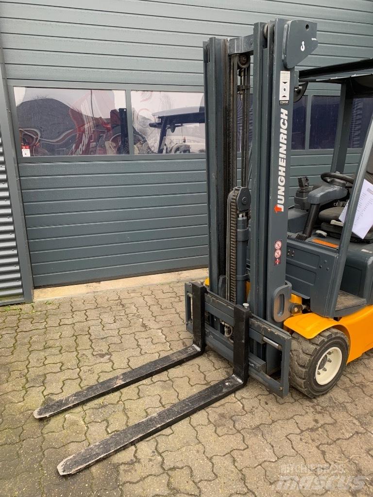 Jungheinrich EFG 218 Elektrische heftrucks