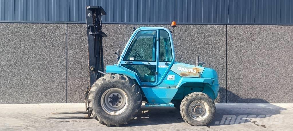 Manitou M 26.4 Vorkheftruck voor zwaar terrein