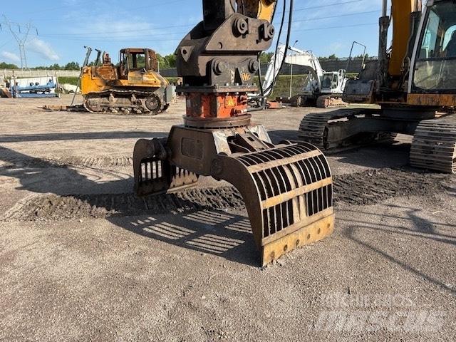 Liebherr R 906 LC Rupsgraafmachines