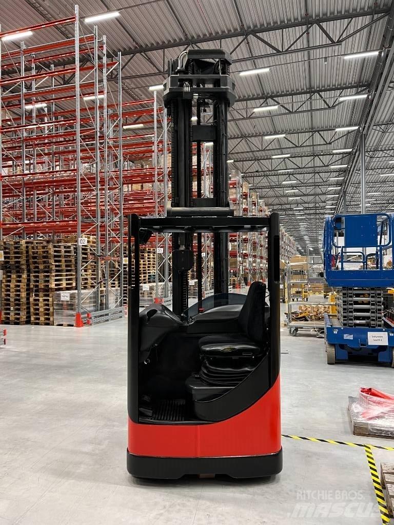 Linde R16S Reachtruck voor hoog niveau