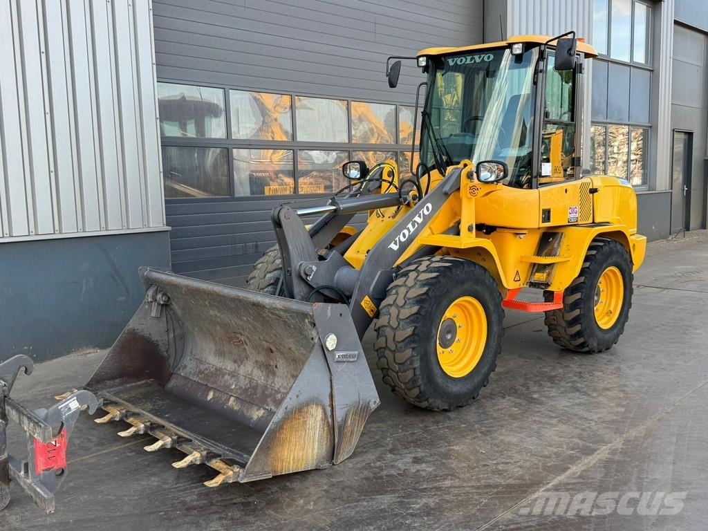 Volvo L30G Wielladers