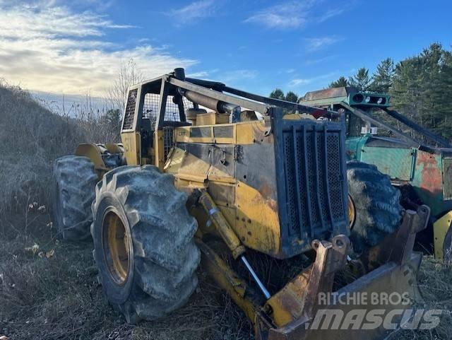 CAT 528 Skidders
