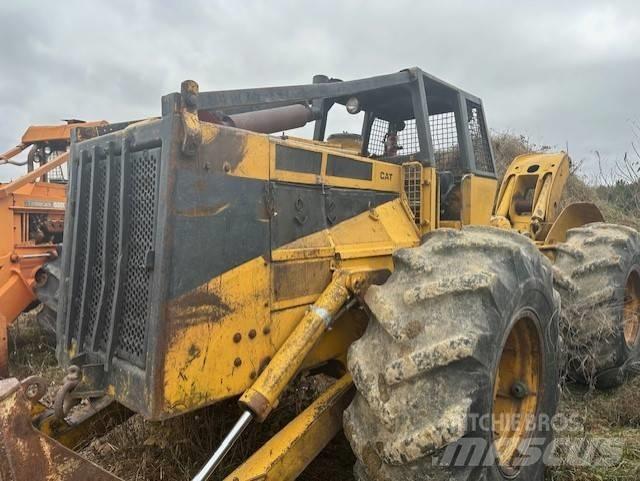 CAT 528 Skidders